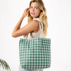 Applique Reversible Tote in Vineyard