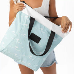 Seaside Day Tripper in White on LeMU Blue