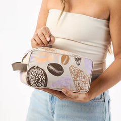 Shoreline Dopp Kit in Sandstone