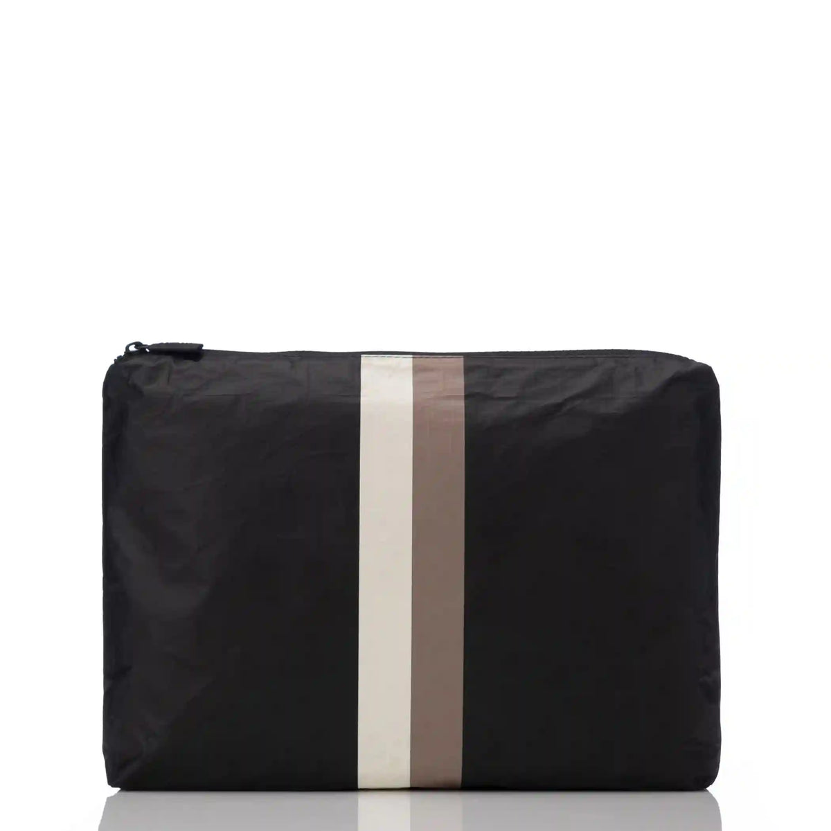 Le Voyageur Mid Pouch in Caffe on Black