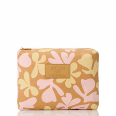 Swoosh Mid Pouch in Hey Girl on Tan