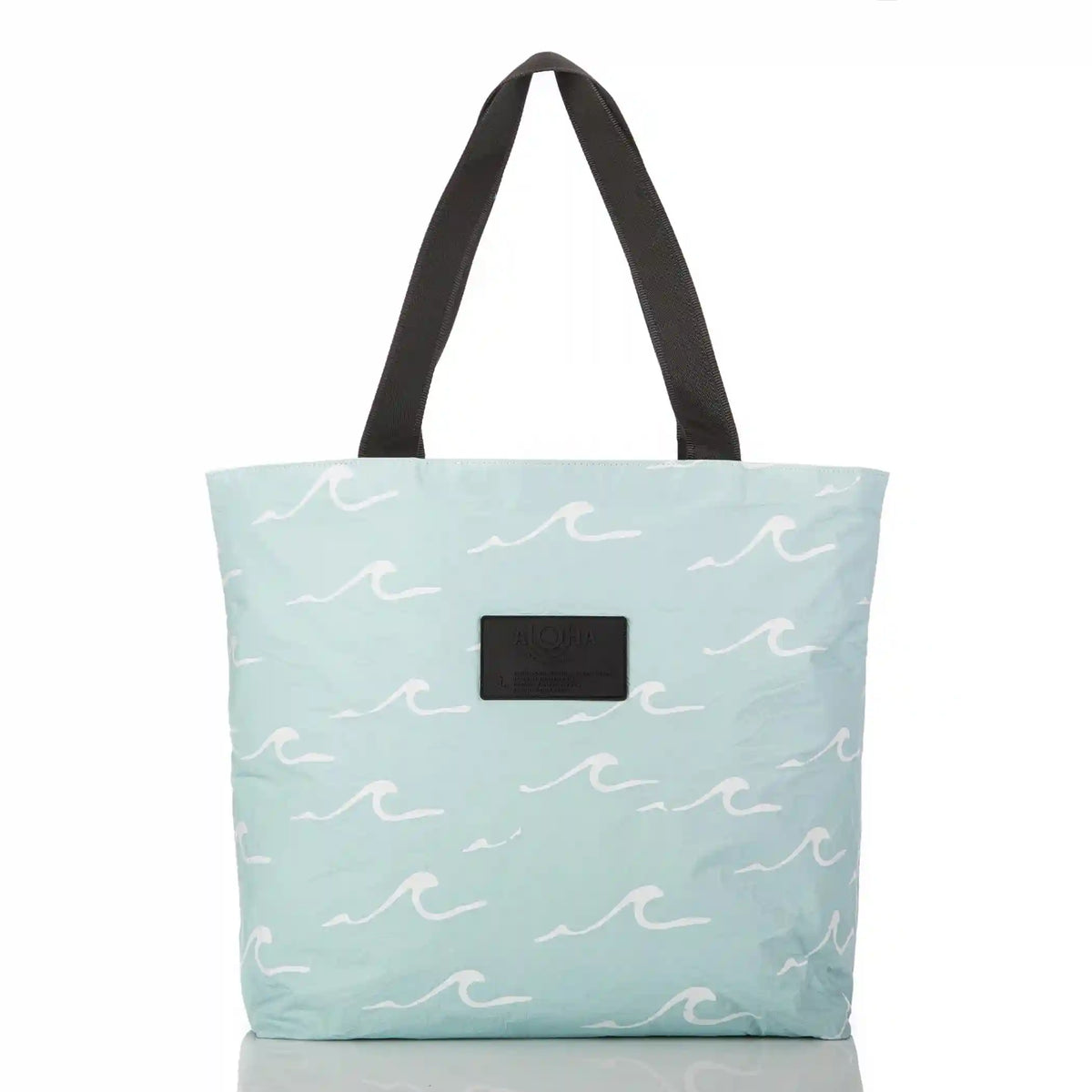 Seaside Day Tripper in White on LeMU Blue