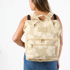 Hana Hou Le Bébé in Creme on Dune